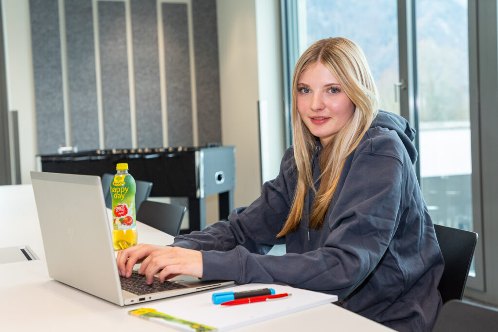 Luana Mutter, Lehrling Lebensmitteltechnologie bei Rauch Fruchtsäfte